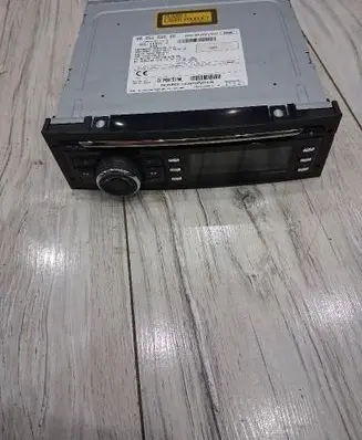 Peugeot 208 I Radio/CD/DVD/GPS head unit 98051026ZD