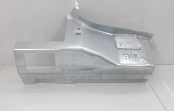 Ford Focus Rear arch BM51N27944AB
