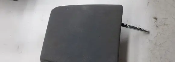 Nissan Qashqai Front seat headrest 