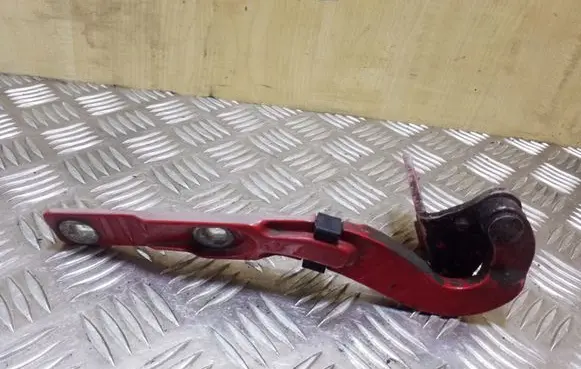 Audi A2 Tailgate/trunk/boot hinge 8Z0827300B