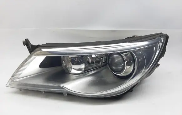 Volkswagen Tiguan Headlight/headlamp 5N1941031K