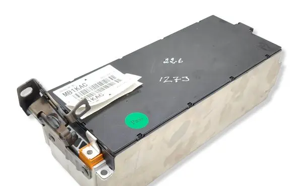 Citroen C4 III e-C4 Hybrid / Electric Car Battery Cell 9833039180 B921539