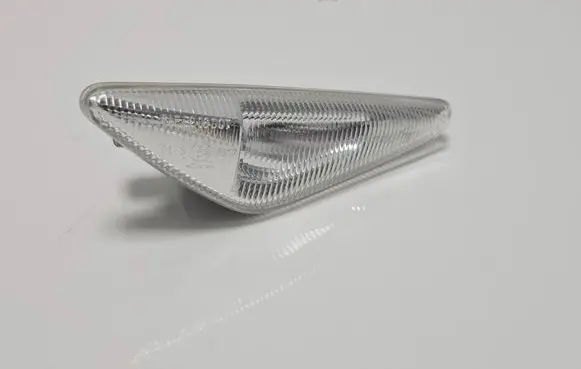BMW X5 E70 Front fender indicator light 7267977 7171007 0218100