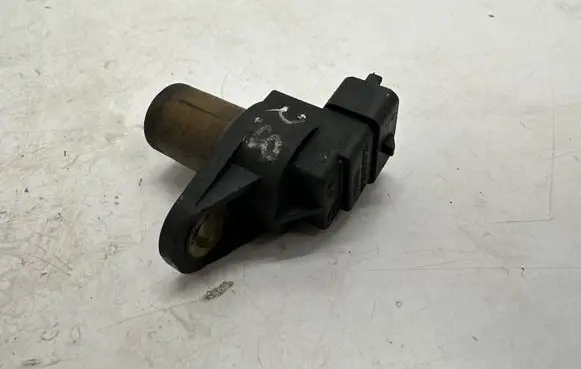 Mercedes-Benz E W211 Camshaft position sensor A0031539728
