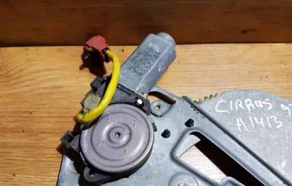 Chrysler Cirrus Rear door window regulator motor 4814118