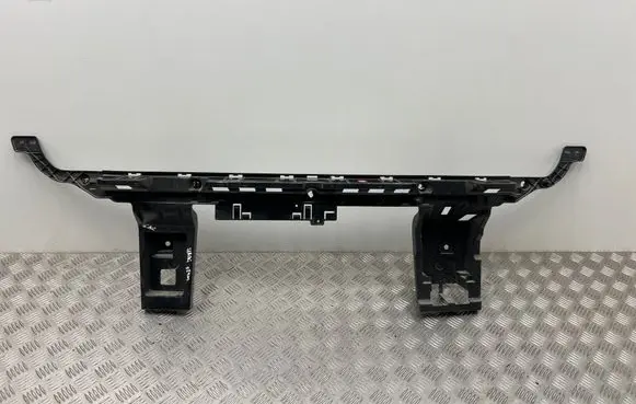 Jeep Grand Cherokee WL Rear bumper mounting bracket 68459319AD J0B15620