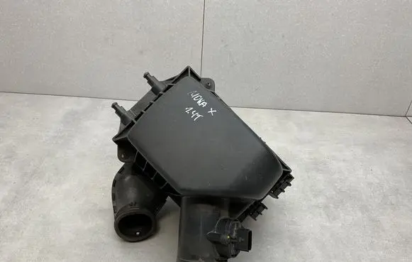 Opel Mokka X Air filter box 42418569