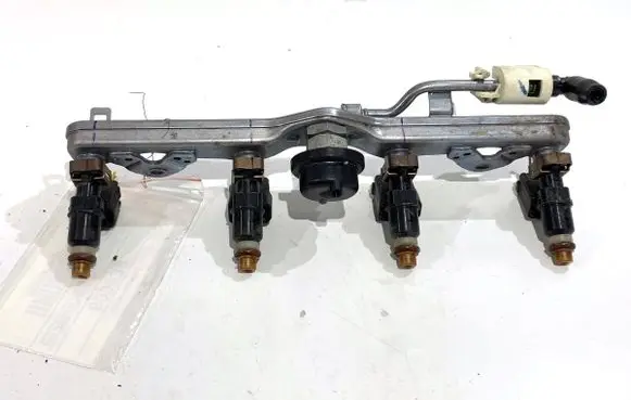 Honda CR-V Fuel main line pipe 