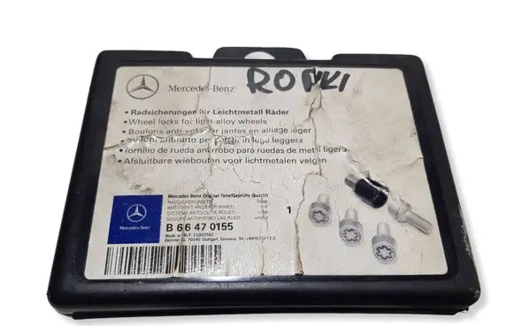 Mercedes-Benz E W212 Anti-theft wheel nuts and lock B66470155QQQ B66470155