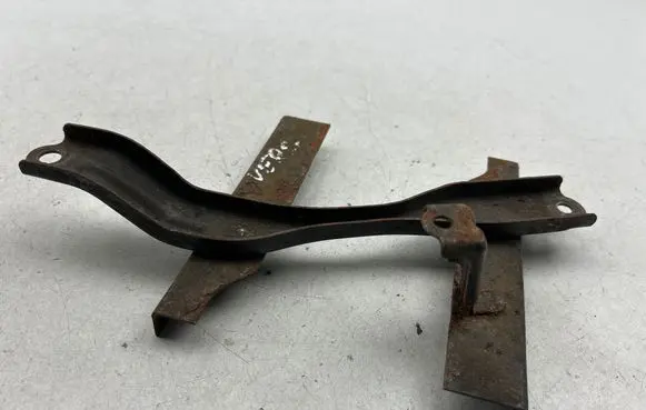 Toyota Verso Battery bracket 