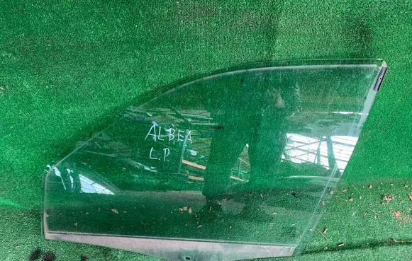 Fiat Albea Front door window glass four-door 