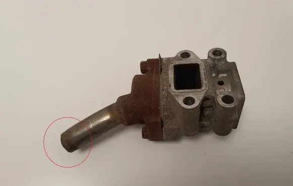 Mitsubishi L200 EGR valve 1582A483