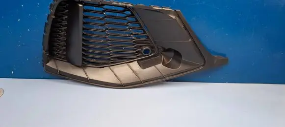 Audi Q8 Front bumper lower grill 4M8807682A