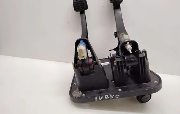 Iveco Daily 6th gen Pedal assembly 580149203 258DA100