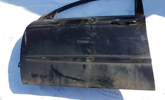KIA Cerato Front door