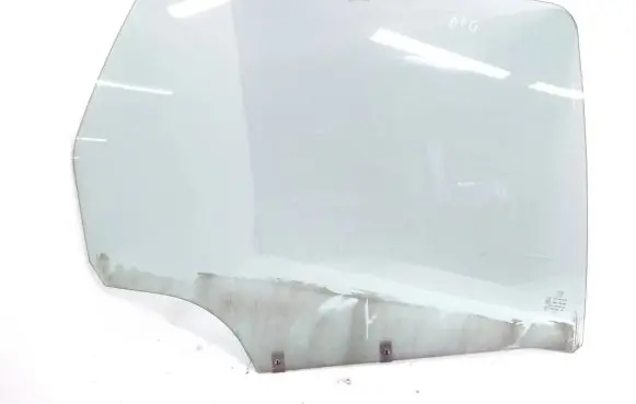 Peugeot 308 Rear door window glass
