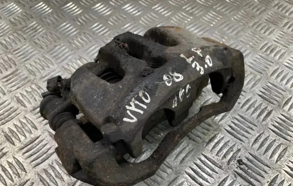 Mercedes-Benz Vito Viano W639 Front brake caliper