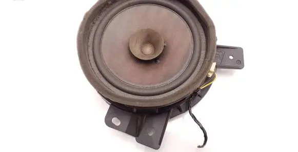 Mitsubishi Grandis Rear door speaker EAS16P651BR6 G08611C3 MR986415