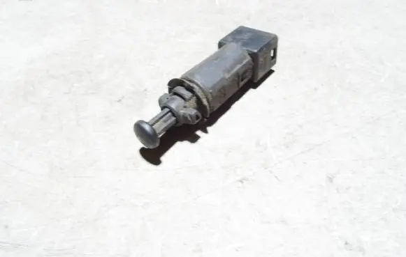 Renault Trafic II (X83) Brake pedal sensor switch 414986