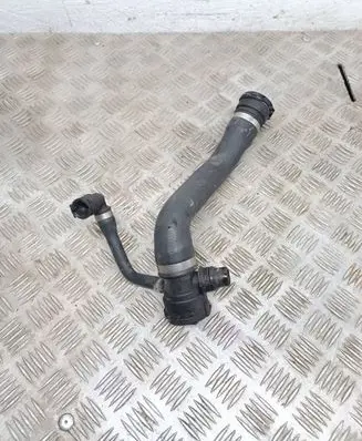 BMW 1 E81 E87 Engine coolant pipe/hose 7525641