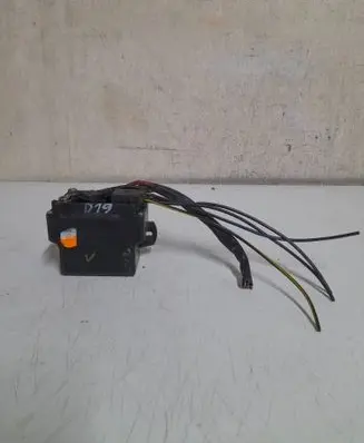 Mercedes-Benz W123 Glow plug pre-heat relay 0015459732 899179