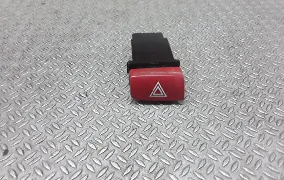 KIA Rio Hazard light switch