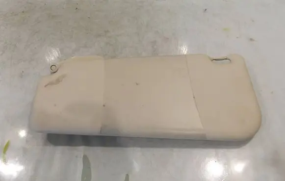 Sun visor