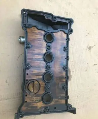 Audi A4 S4 B6 8E 8H Rocker cam cover 06B103475AJ