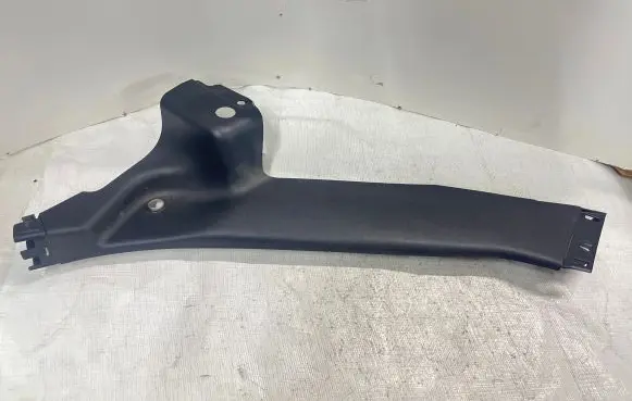 Peugeot 301 (C) pillar trim 9676480577