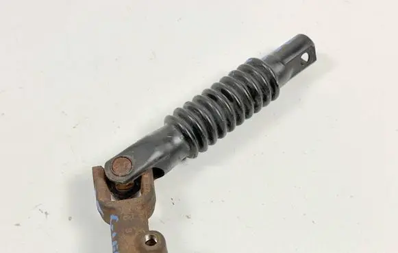 Chevrolet Silverado Steering column universal joint 26078078