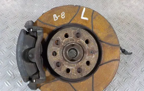 Volkswagen PASSAT B8 Front wheel hub spindle knuckle 500407257