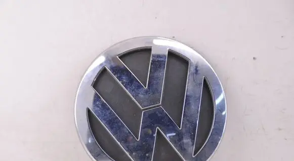 Volkswagen PASSAT B6 Manufacturer badge logo/emblem 3C9853630 H9158
