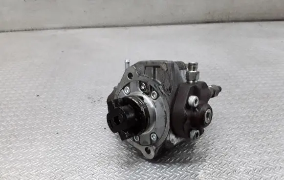 Mazda CX-7 Fuel injection high pressure pump 2940000621 R2AA13800