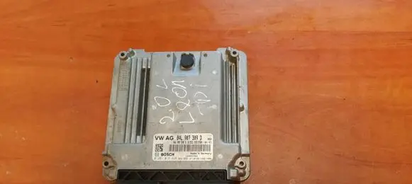 Volkswagen Golf VII Engine control unit/module ECU 0281018498