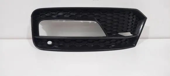 Audi A1 Front bumper lower grill 8XA807681C