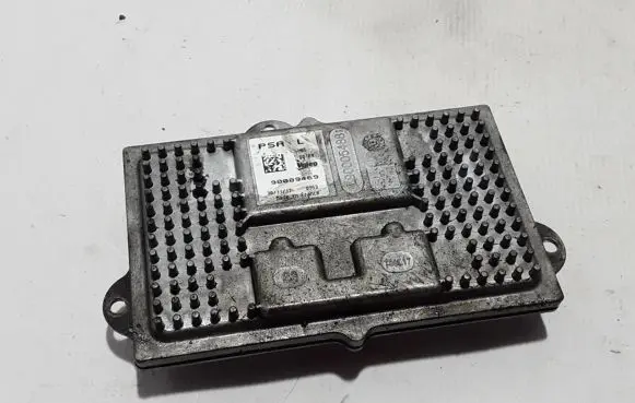 Peugeot 5008 Xenon control unit/module 90089469