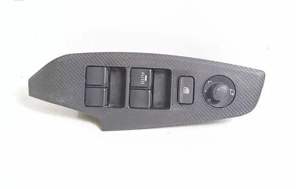 Mazda 3 II Electric window control switch BHR966350