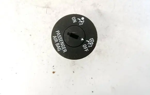 Opel Insignia A Passenger airbag on/off switch 13268602