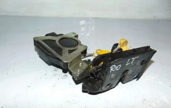 KIA Rio Rear door lock