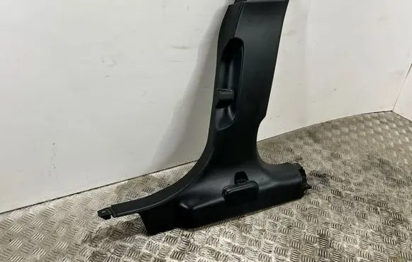 Maserati Ghibli (B) pillar trim (bottom) 06700729220