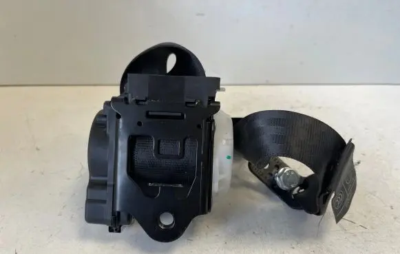 Audi A7 S7 4G Rear seatbelt 4G8857805 030311 306865799