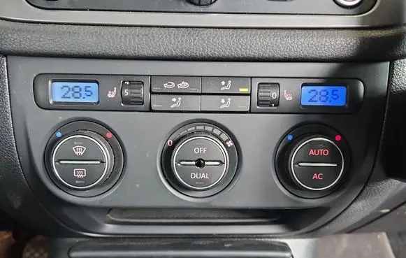Volkswagen Tiguan Climate control/heater control trim 1K0907044DA IMPRK1580073