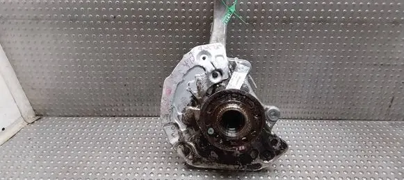 Front wheel hub spindle knuckle