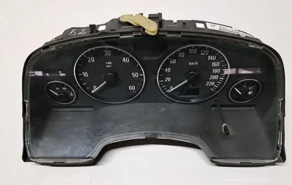 Opel Zafira A Speedometer (instrument cluster) 24461768