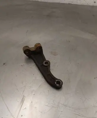 Hyundai Santa Fe Front differential bracket 
