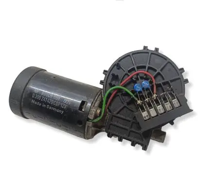 Mercedes-Benz E W210 Wiper motor 0390241420 058865