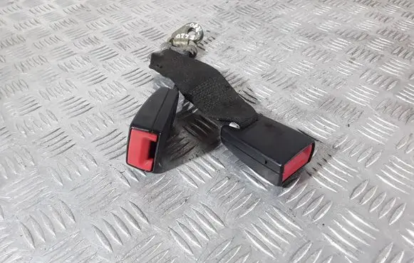 Mercedes-Benz E W210 Middle seatbelt buckle (rear) 2108600769 560177000C