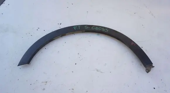 Front arch trim