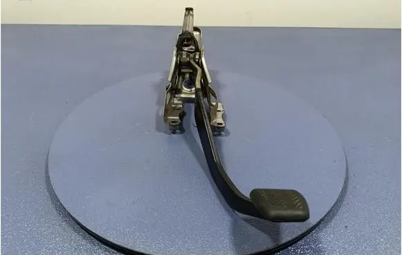 Toyota Verso-S Accelerator throttle pedal