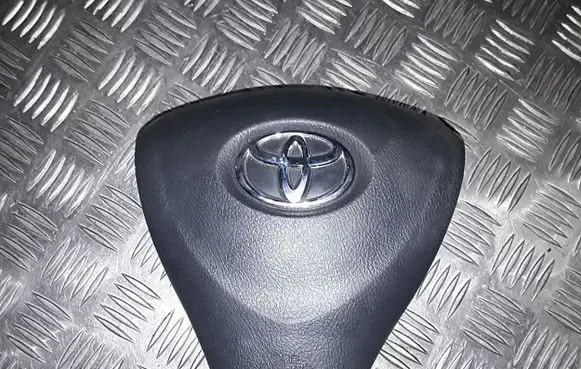 Toyota Auris 150 Steering wheel airbag 4513002290B0